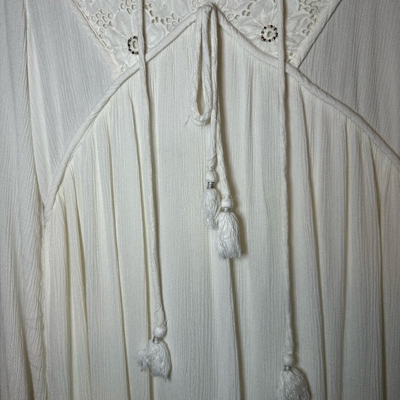 Knox Rose Cream Long Sleeve Dress with Embroidery - Picture 8 of 12